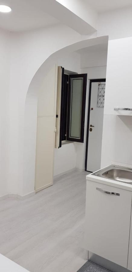 Holiday House Fieravecchia Salerno Ngoại thất bức ảnh