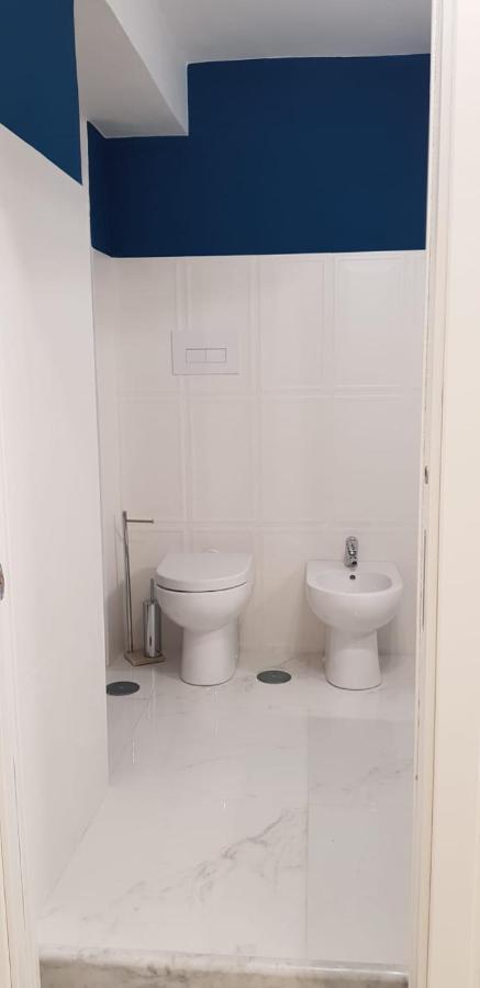 Holiday House Fieravecchia Salerno Ngoại thất bức ảnh
